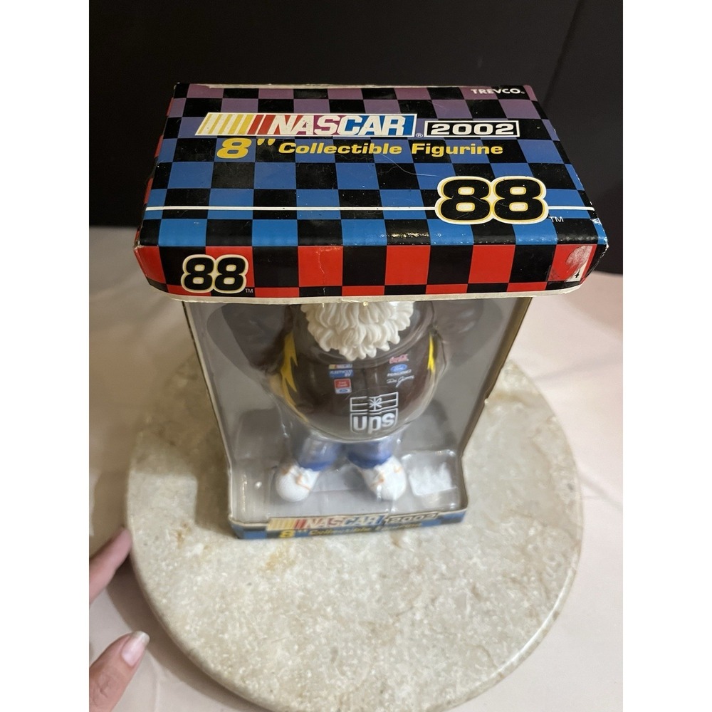 Dale Jarrett 88 Nascar 2003 UPS Santa Claus 8" Trevco Collectible Figurine - Picture 5 of 7